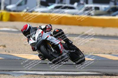 media/Apr-10-2022-SoCal Trackdays (Sun) [[f104b12566]]/Turn 2 (1135am)/